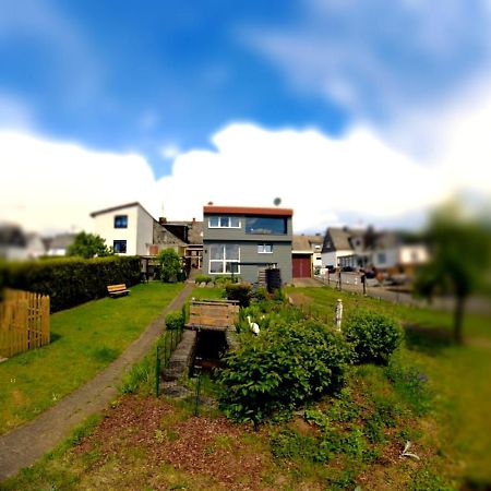 Ferienhaus Zum Hochstein Ettringen  エクステリア 写真