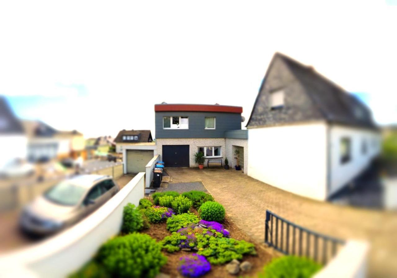 Ferienhaus Zum Hochstein Ettringen  エクステリア 写真