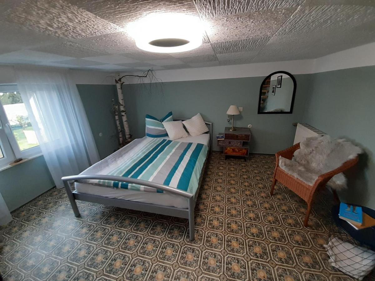 Ferienhaus Zum Hochstein Ettringen  エクステリア 写真