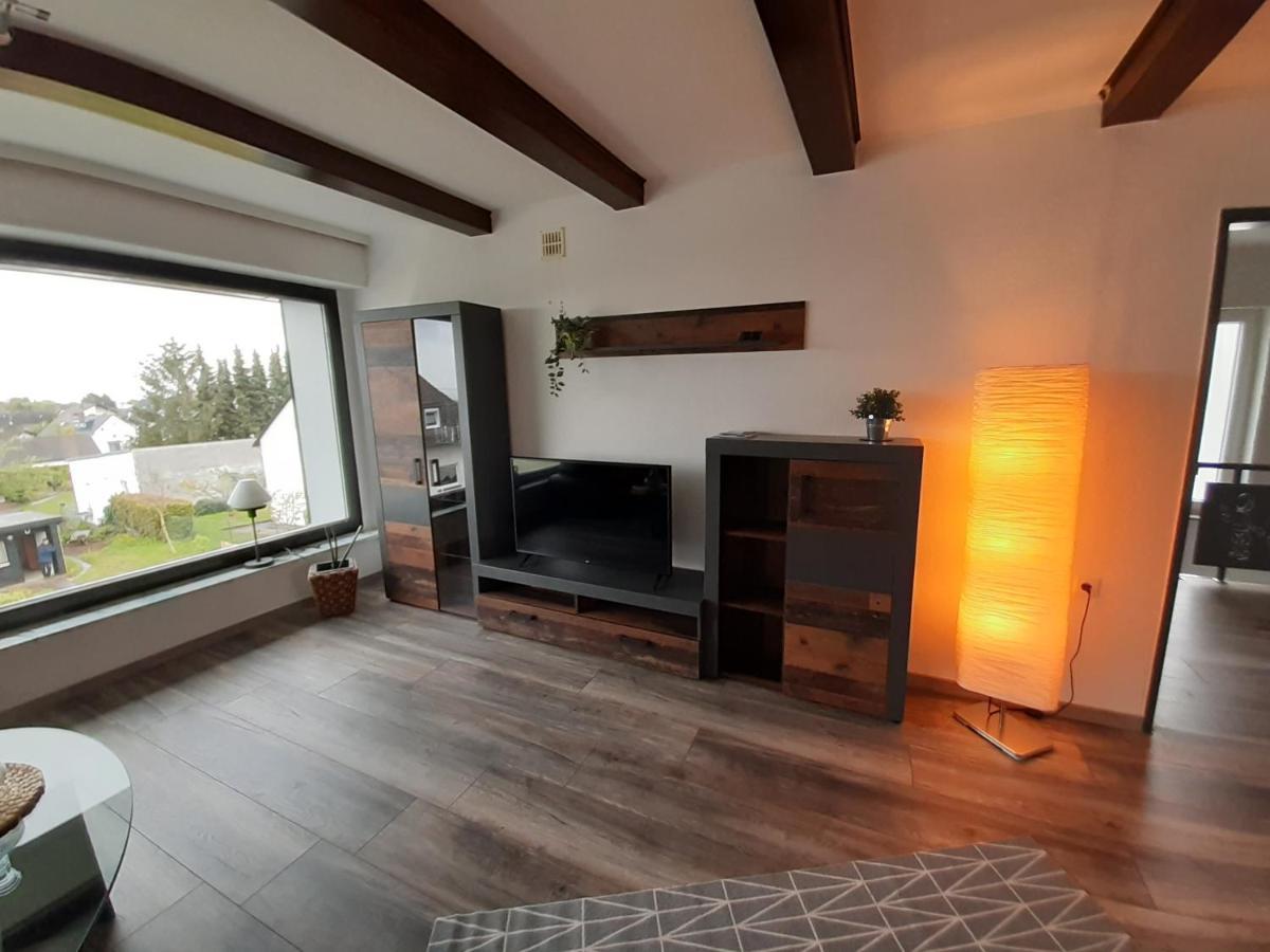 Ferienhaus Zum Hochstein Ettringen  エクステリア 写真