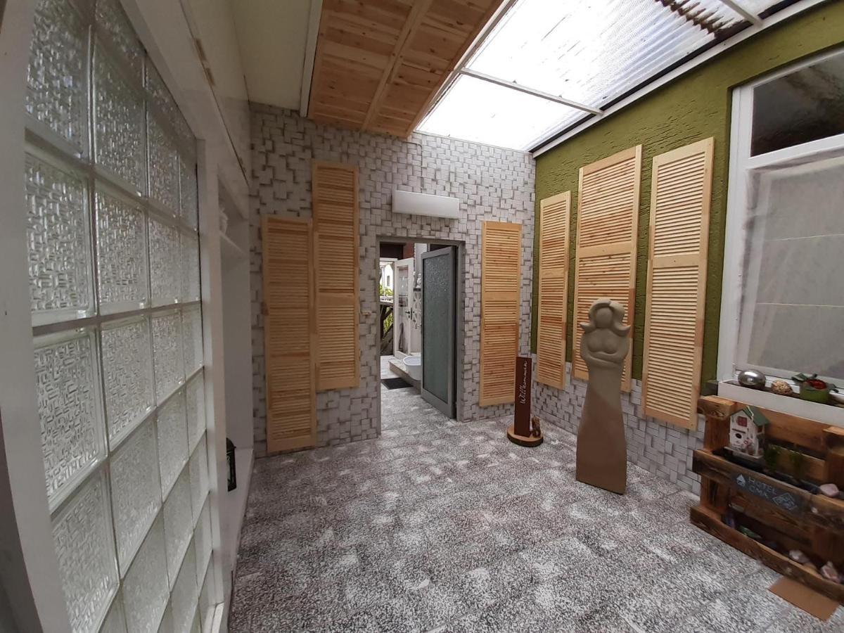 Ferienhaus Zum Hochstein Ettringen  エクステリア 写真