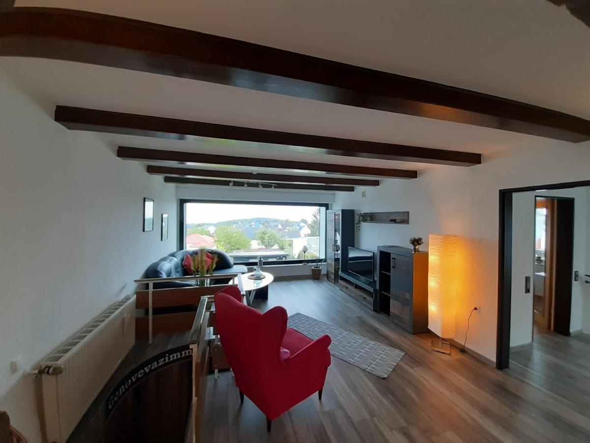 Ferienhaus Zum Hochstein Ettringen  エクステリア 写真